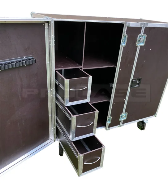 Шкаф (ларь) для конной амуниции Амуна